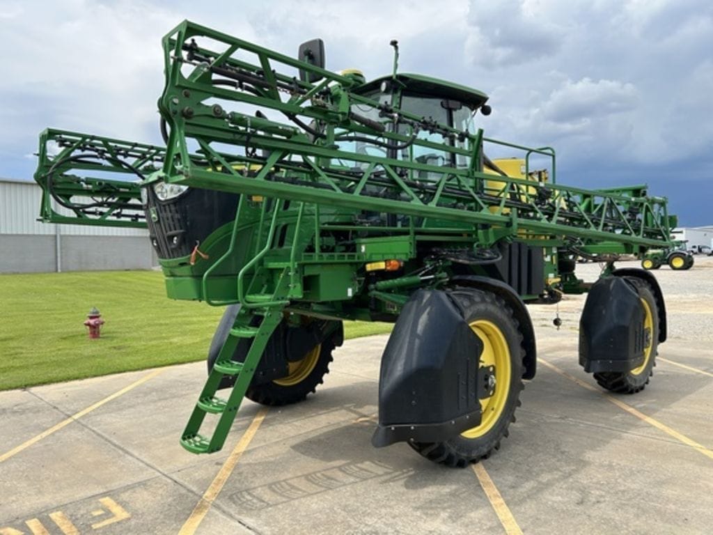 2024 John Deere R4023 Equipment Image0