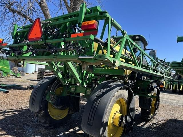 Image of John Deere R4023 equipment image 2