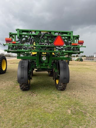 Image of John Deere R4023 equipment image 4