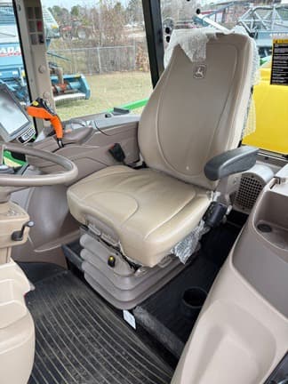 Image of John Deere R4023 equipment image 1