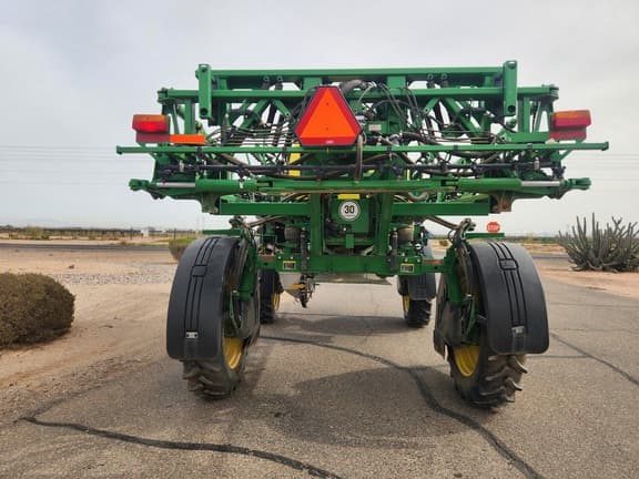 Image of John Deere R4023 equipment image 3