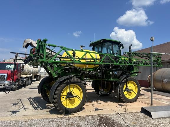Image of John Deere R4023 equipment image 4