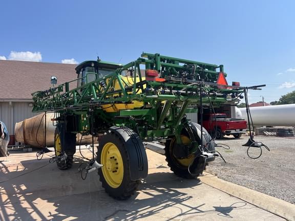 Image of John Deere R4023 equipment image 3