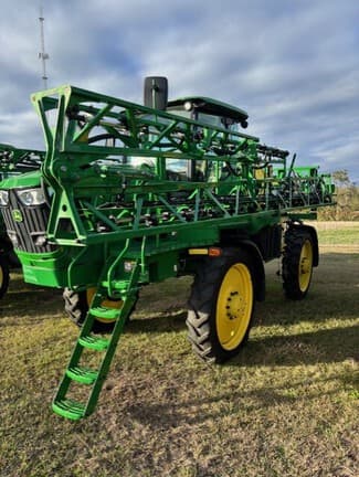 Image of John Deere R4023 equipment image 3