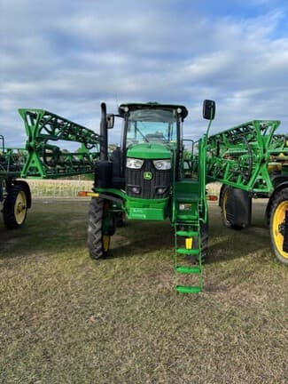 Image of John Deere R4023 equipment image 2