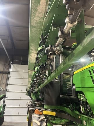 Image of John Deere R4023 equipment image 3