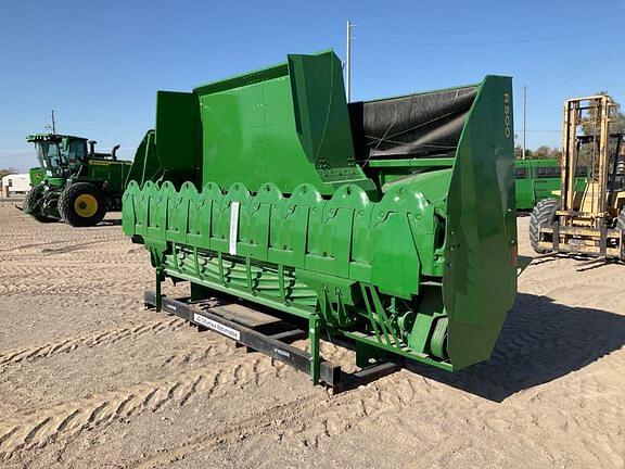 Image of John Deere R500 equipment image 2