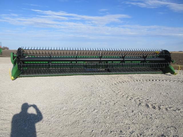 Image of John Deere RD30F equipment image 2