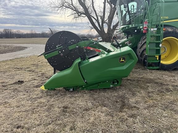 Image of John Deere RD30F equipment image 1