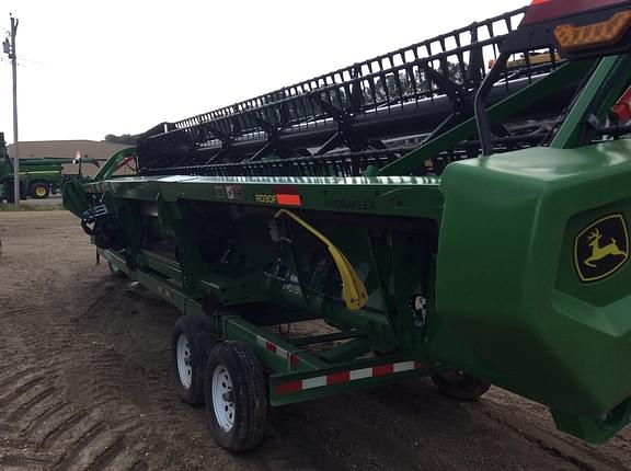Image of John Deere RD30F equipment image 1