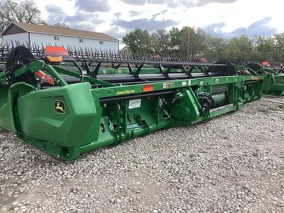 Image of John Deere RD30F equipment image 2