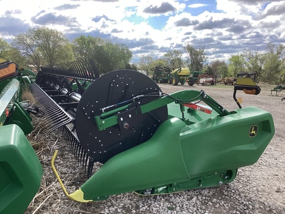 Main image John Deere RD30F