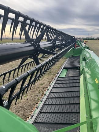 Image of John Deere RD30F equipment image 4