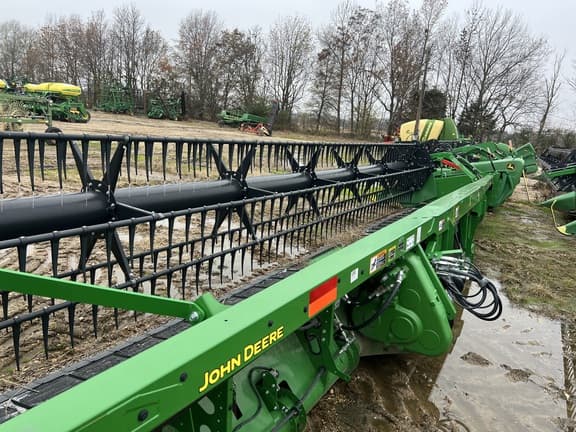 Image of John Deere RD30F equipment image 4