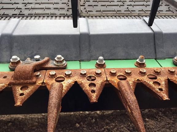 Image of John Deere RD30F equipment image 4