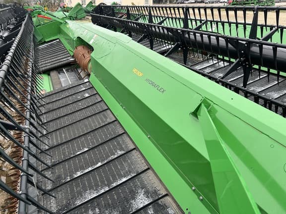 Image of John Deere RD30F equipment image 3