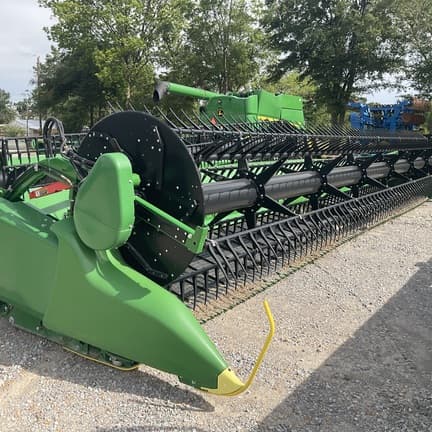 Image of John Deere RD35F equipment image 1