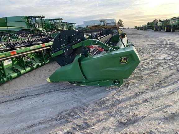 Image of John Deere RD35F Primary image