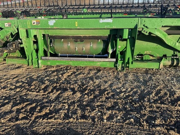 Image of John Deere RD35F equipment image 2