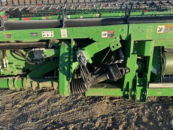 Image of John Deere RD35F equipment image 3