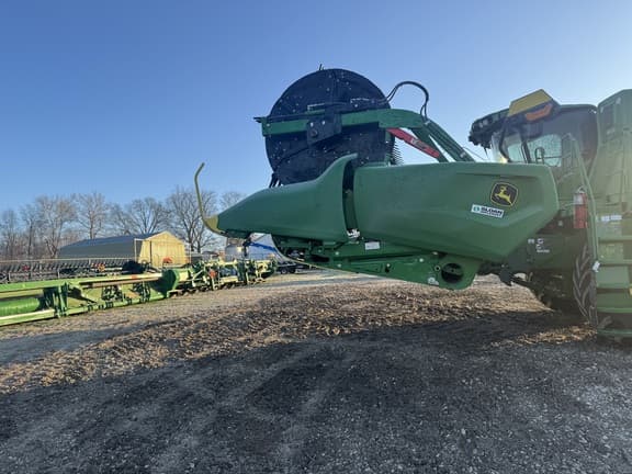 Image of John Deere RD35F Primary image