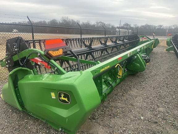Image of John Deere RD35F equipment image 2