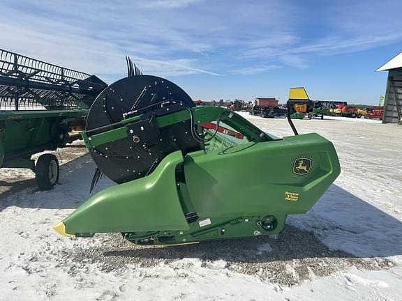 Image of John Deere RD35F equipment image 1