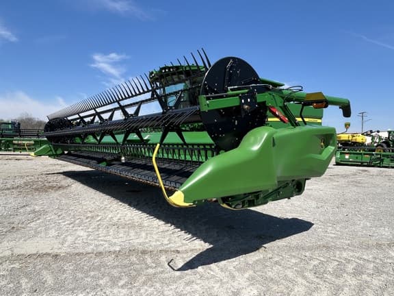 Image of John Deere RD35F equipment image 2