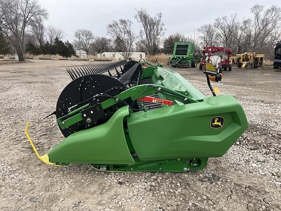 Image of John Deere RD35F equipment image 3