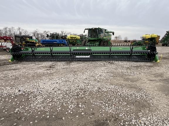 Image of John Deere RD35F equipment image 4