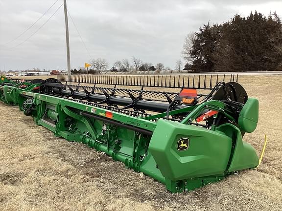 Image of John Deere RD35F equipment image 2