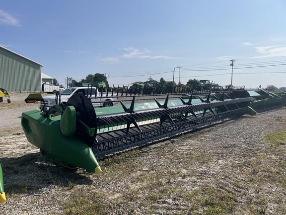 Image of John Deere RD35F equipment image 1
