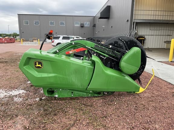 Image of John Deere RD35F equipment image 4