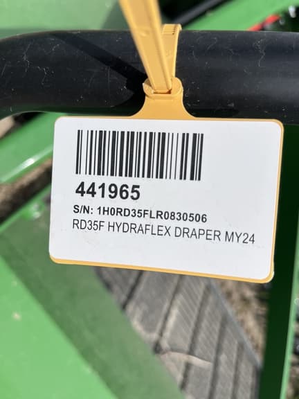 Image of John Deere RD35F equipment image 4