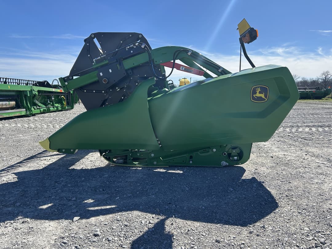 Image of John Deere RD35F Image 1