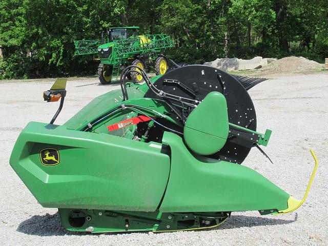 Image of John Deere RD35F equipment image 4