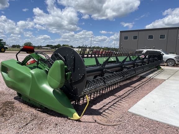 Image of John Deere RD35F Primary image
