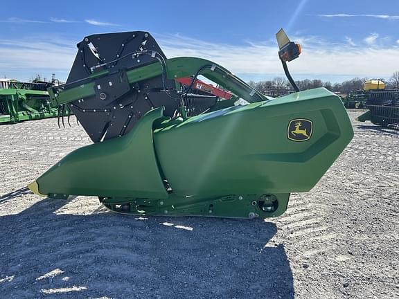 Image of John Deere RD35F Primary image
