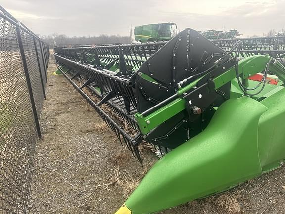 Image of John Deere RD35F equipment image 1