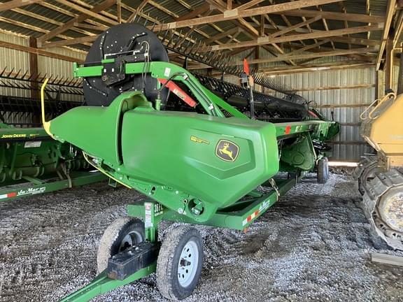 Image of John Deere RD35F equipment image 1