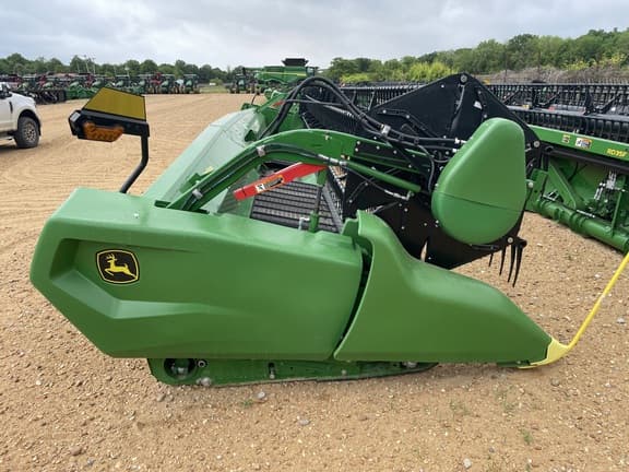 Image of John Deere RD35F Primary image