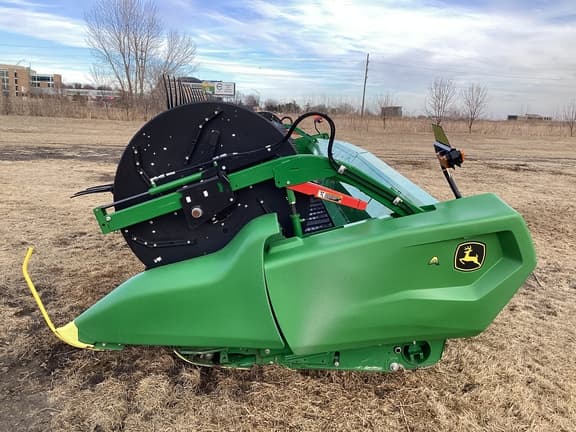 Image of John Deere RD35F equipment image 2