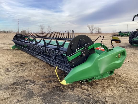 Image of John Deere RD35F Primary image