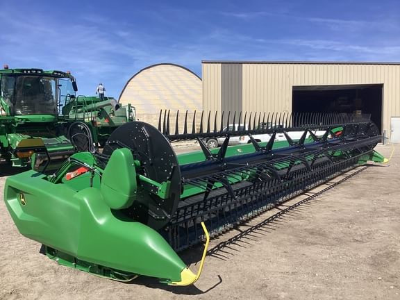 Main image John Deere RD35F