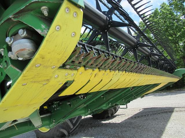 Image of John Deere RD35F equipment image 3