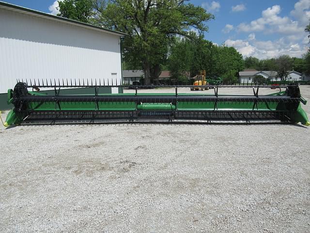 Image of John Deere RD35F equipment image 2