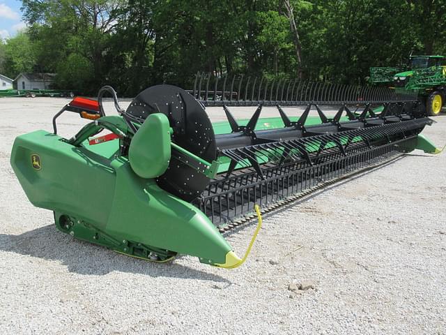 Image of John Deere RD35F equipment image 3
