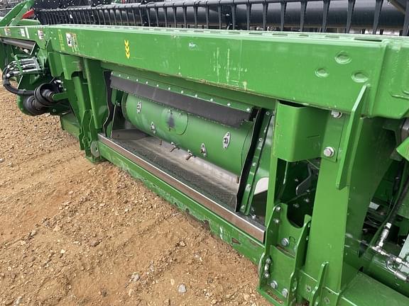 Image of John Deere RD35F equipment image 2