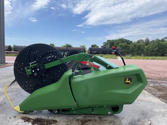 Image of John Deere RD35F equipment image 2