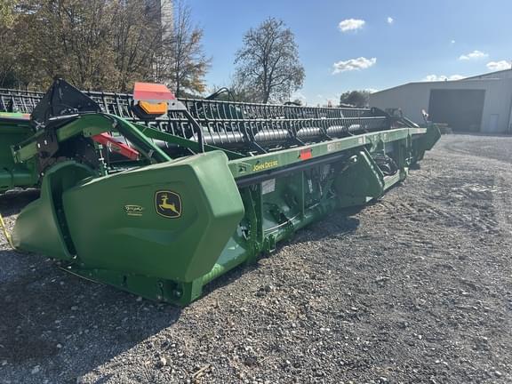 Image of John Deere RD35F equipment image 4